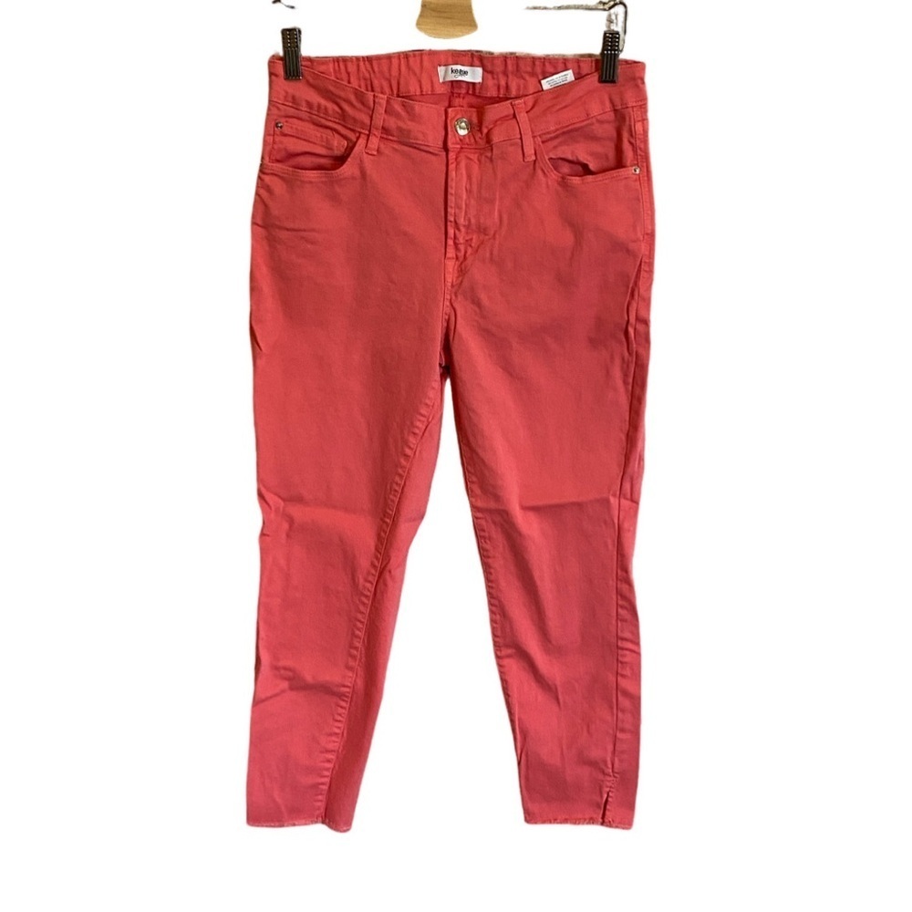 Kensie Jeans Coral Pink Skinny Jeans. Size 10/30. Frayed at Ankle with Slit.